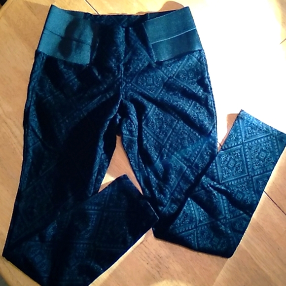 Pants - Beautifully detailed pants